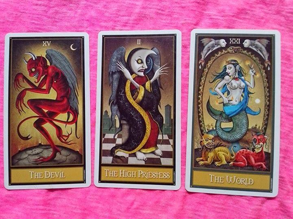 Three cards Tarot spread